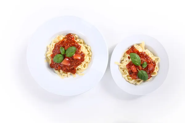 Zwei Teller Spaghetti — Stockfoto