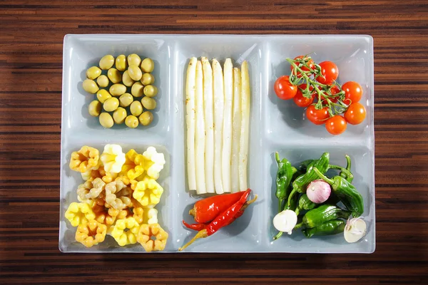 Vegetariánský oběd v desce — Stock fotografie