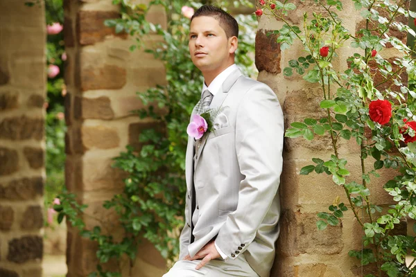 Set de bodas en el parque — Foto de Stock