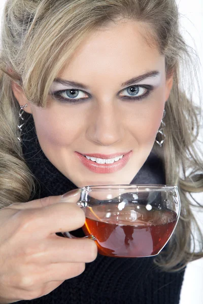 Kadın holding içecek — Stok fotoğraf