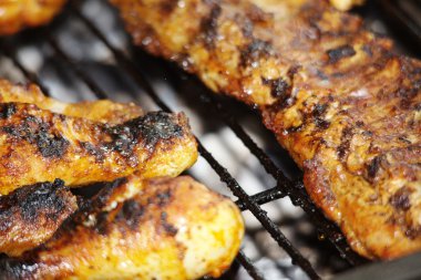 genelinde bacaklar ve kaburga ızgara, tavuk