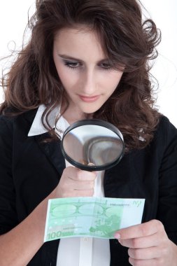 iş kadını 100 euro arıyorsunuz