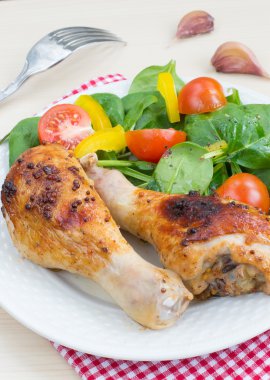 tavuk budu ve salata