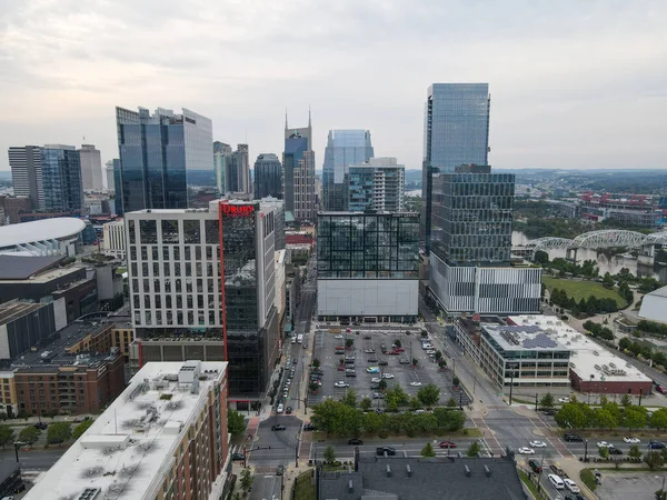 Nashville şehir merkezinin gökyüzü manzarası, Tennessee, ABD — Stok fotoğraf