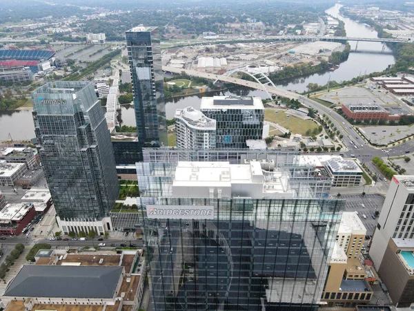 Vista aérea del horizonte del centro de Nashville, Tennessee, EE.UU. —  Fotos de Stock