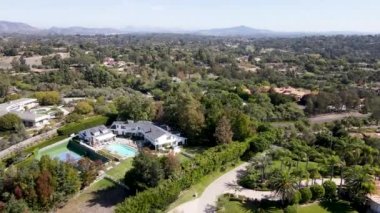 San Diego County, California, ABD 'deki Rancho Santa Fe' nin hava manzarası.