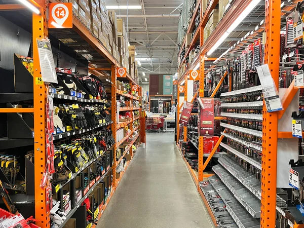 Διάδρομος στο κατάστημα υλικού Home Depot, Σαν Ντιέγκο, Ούσα — Φωτογραφία Αρχείου