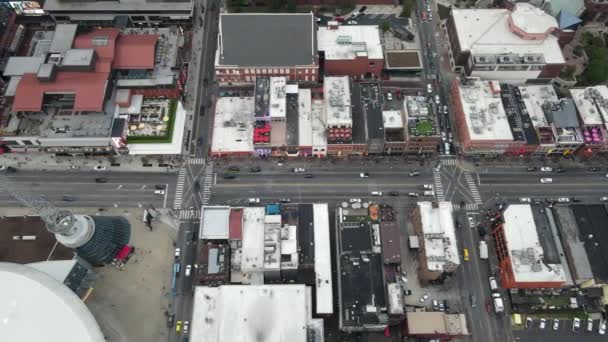 Vista aérea de Nashville downtown bar street, Tennessee, EE.UU. — Vídeos de Stock