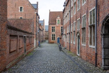 Belçika 'da Groot Begijnhof olarak bilinen Leuven Büyük Beguinage.