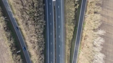 Belçika 'nın güneyindeki otobanın havadan görünüşü