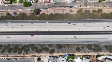 North Park, San Diego, California, ABD 'deki karayolu kavşağı ve kavşağının havadan görüntüsü
