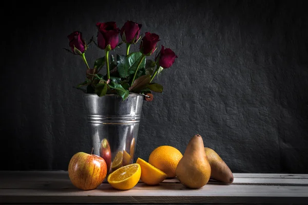 Csendélet gyümölcsökkel — Stock Fotó