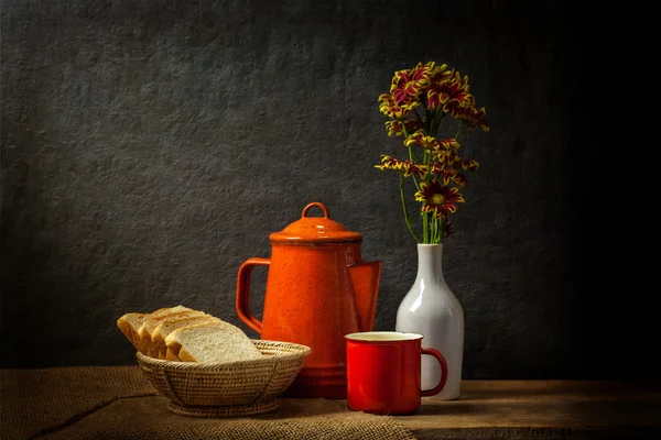 紅茶ポットのある静物 — ストック写真