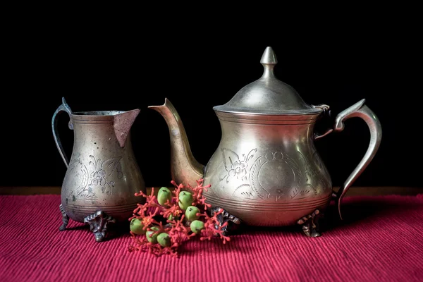 Still life with an old coffee pot — Stock Photo, Image