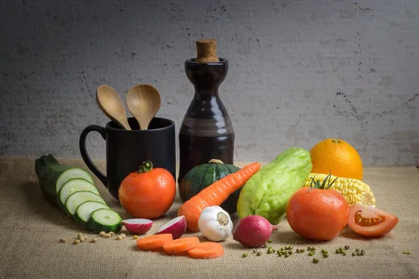 Natureza morta de verduras frescas — Fotografia de Stock