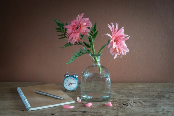 Stilleben blommor — Stockfoto