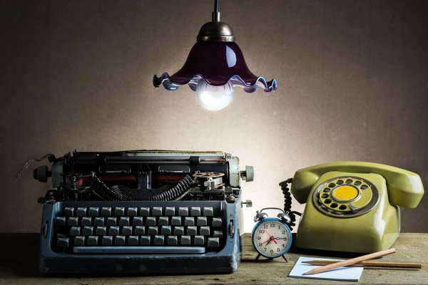 retro natürmort ofis