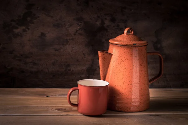 Teekanne und Tasse — Stockfoto