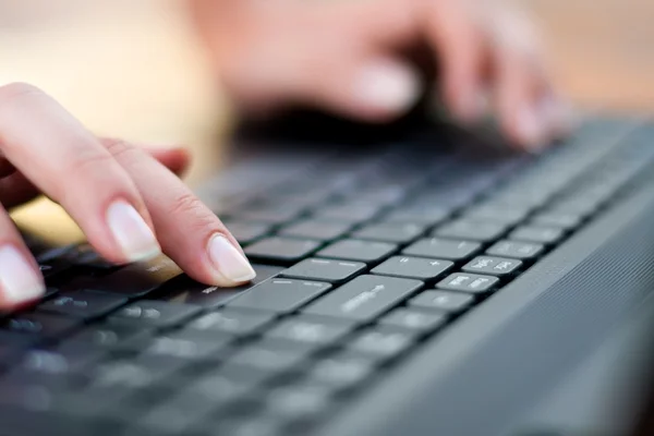 Typing on the keyboard - Enter button — Stock Photo, Image