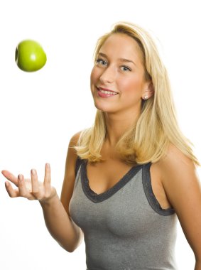 kadın ile yeşil elma uygun