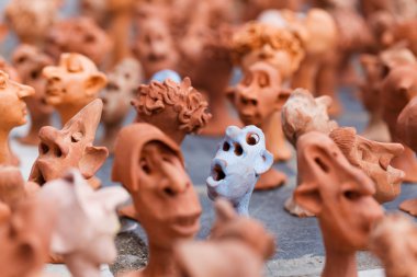 Masum insanları Korosu - sergi