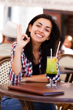 bar, güzel hizmetler