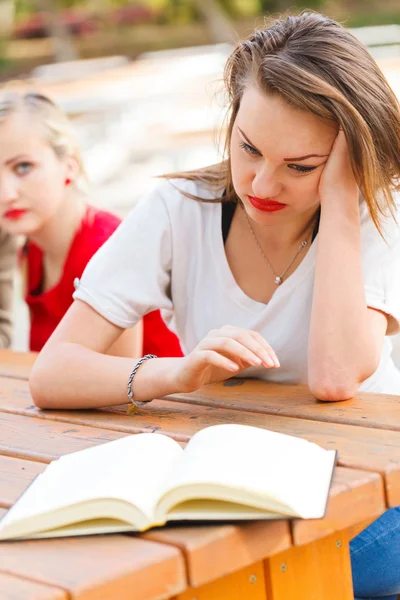 Vermoeiende studeren — Stockfoto