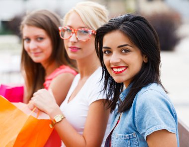 一个美丽的小瀑布