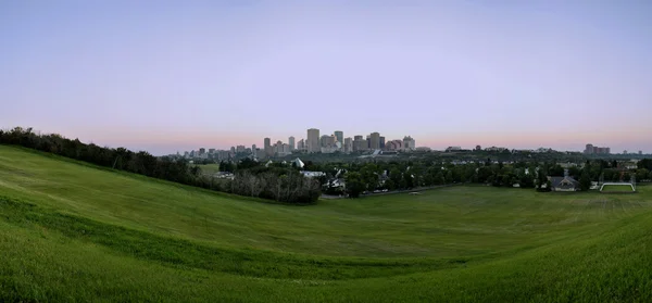 Edmonton Skyline Panorama Royaltyfria Stockbilder