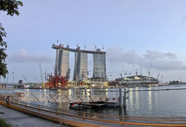 Marina bay sands hotel yapım aşamasında