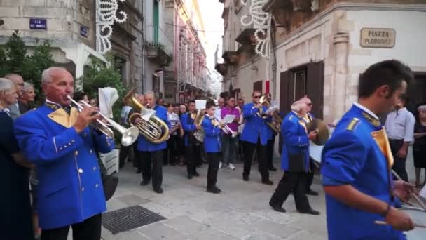 Martina Franca marchando banda no dia da Assunção — Vídeo de Stock