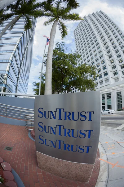 Sun Trust Bank sign, Miami — Stock Photo, Image