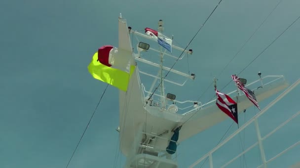 Colored flags of a cruise ship — Stock Video