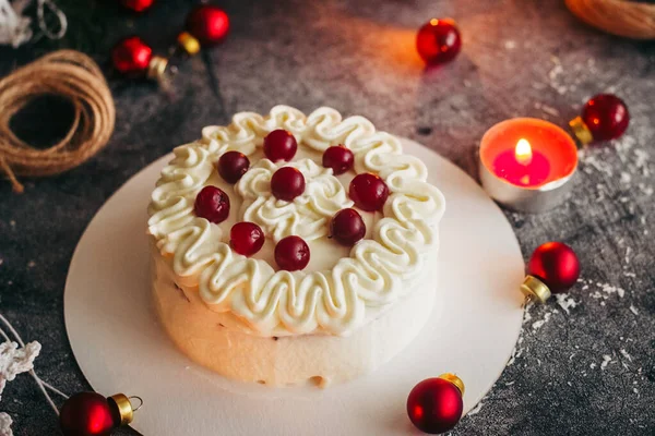 Torta Natale Deliziosa Torta Con Decorazioni Invernali Torta Mirtillo Rosso — Foto Stock