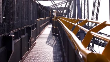 Açık bir çukurda kömür madenciliği