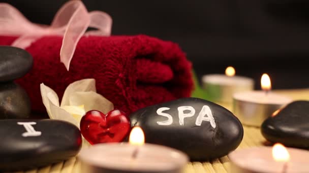 "Me encanta el spa "escena hecha de piedras de terapia de spa negro — Vídeos de Stock
