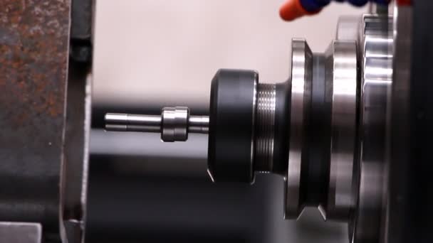 Schwerindustrie - CNC-geschnittenes Material — Stockvideo