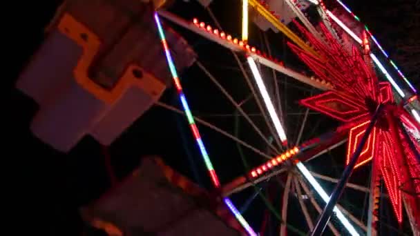 Ferris wheel at night — Stock Video