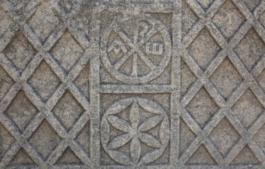 Ankara 'daki Anadolu Medeniyetler Müzesi' nden kalma taşın üzerindeki antik Roma yazıtları. - Evet. Yüksek kalite fotoğraf