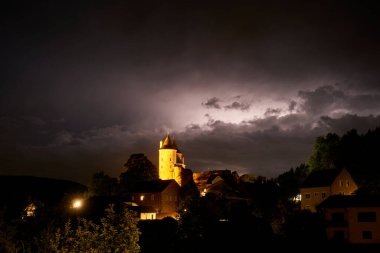 Gece Bertradaburg 'da düzenlenen EIFEL Pirinç Festivali' nin sonunda sağanak yağış bekleniyor.