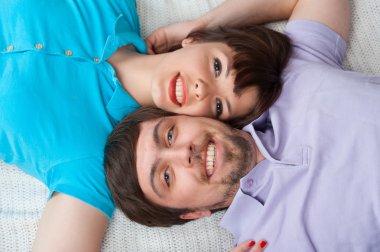 yatakta birlikte rahatlatıcı