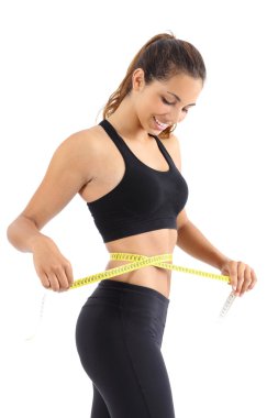 sporcumuz beline bir ölçüm bandı ile ölçme