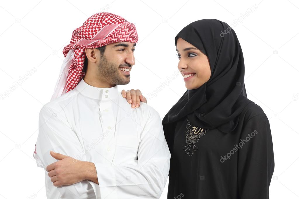 Mariage couple arabe saoudien à la recherche d\u0027amour