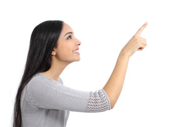 bir reklam işaret eden bir kadının profili