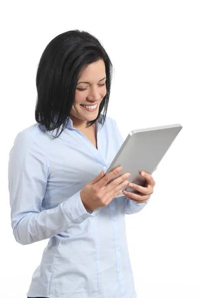 Šťastná žena čte tabletu čtečka — Stock fotografie