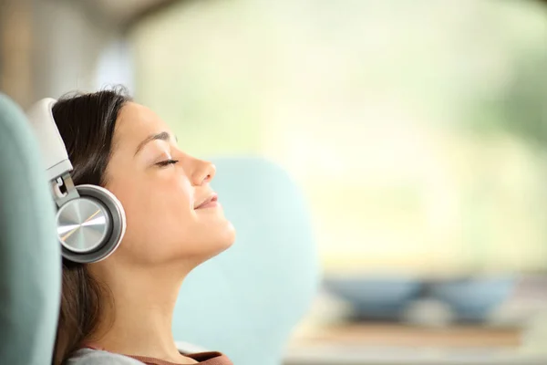 Side View Portrait Relaxed Woman Listening Hifi Music Sitting Home — Stock Photo, Image