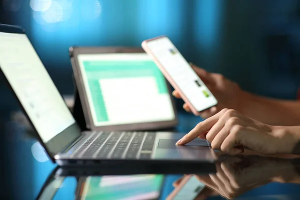 Close Portrait Woman Hand Using Multiple Devices Night Home — Foto Stock