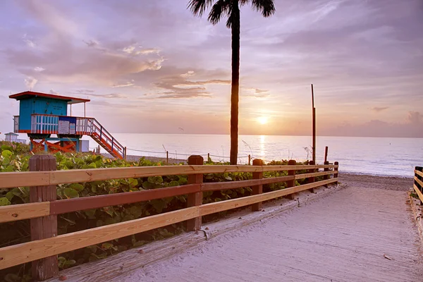 Miami south beach sunrise plavčík věž a chodník Stock Fotografie