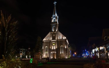 Gramado, Rio Grande do Sul, Brezilya, Mart 2019 - Gramado Katedrali 'nin gece manzarası (Gramado Katedrali)