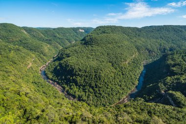 Vale da Ferradura 'nın güzel manzarası (At nalı vadisi) - Canela- Rio Grande do Sul 